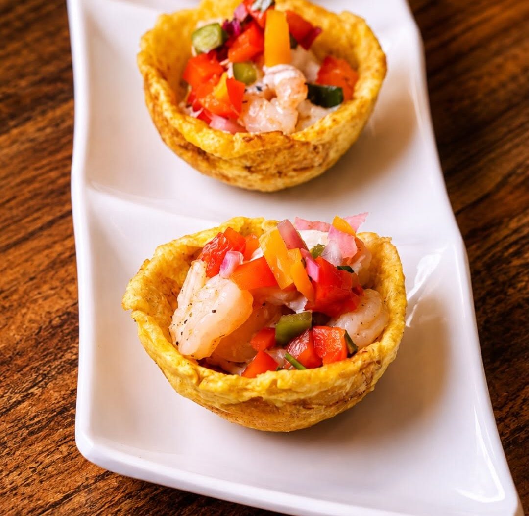 Tostones rellenos de camarones